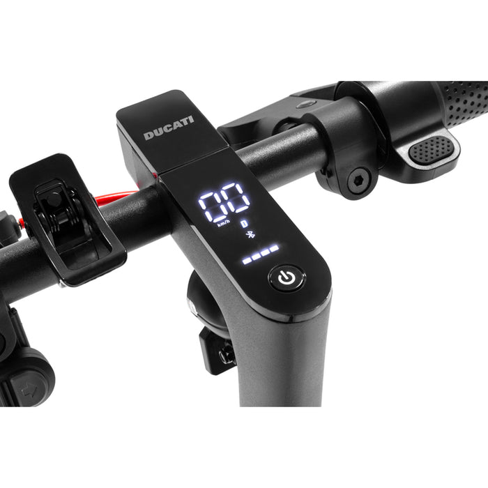 Електрически скутер-тротинетка DUCATI PRO-I EVO ADVANCE SAFETY 10 ДО 25 КМ/Ч, ПРОБЕГ ДО 30 КМ