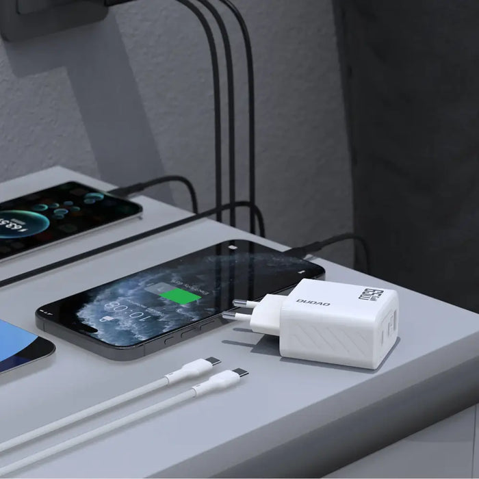 Dudao A29C 65W GaN стенно зарядно Бяло + USB-C кабел