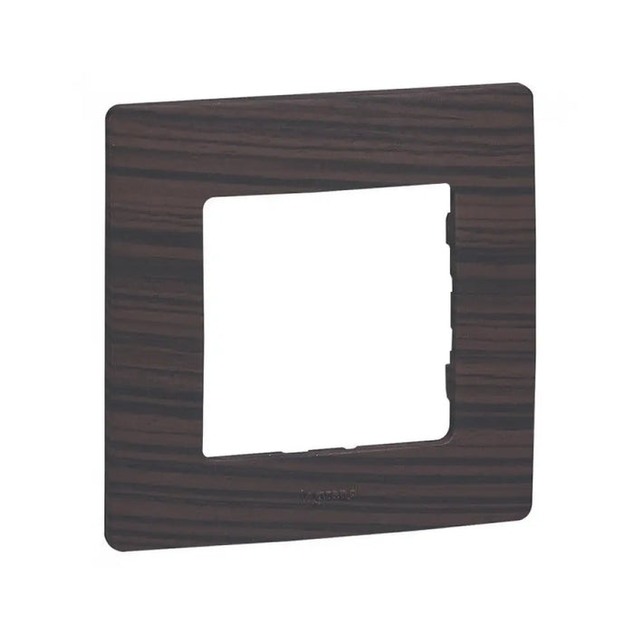 ЕДИНИЧНА РАМКА NILOE LEGRAND - ТЪМНО ДЪРВО