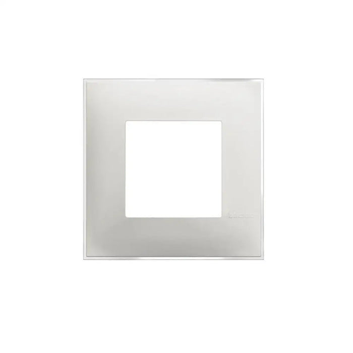 ЕДИНИЧНА РАМКА R4802ES CLASSIA LEGRAND - ЛЕДЕН САТЕН