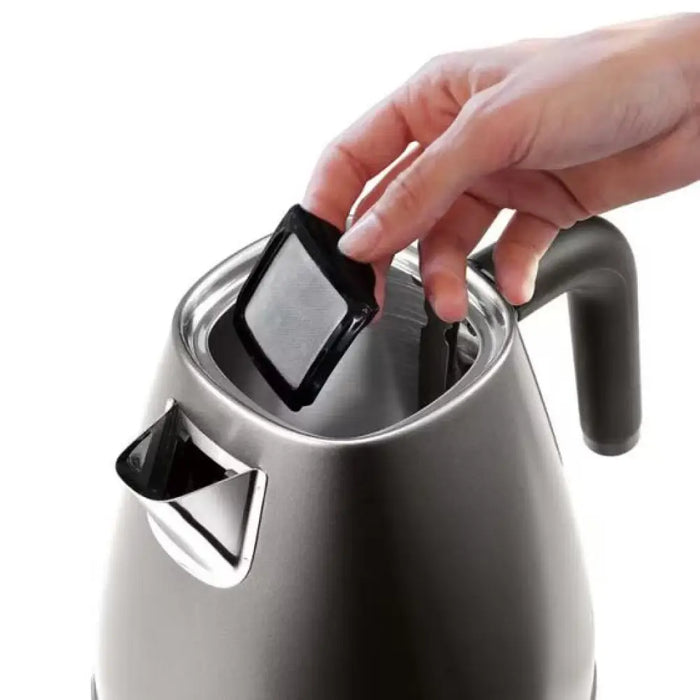 Ел.кана DeLonghi Distinta Titanium KBIN2001.TB