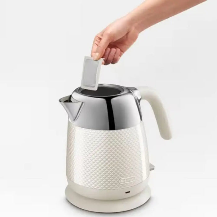 Ел.кана Delonghi KBL2001.W Luminosa Twill White 2000 W 1.7 L