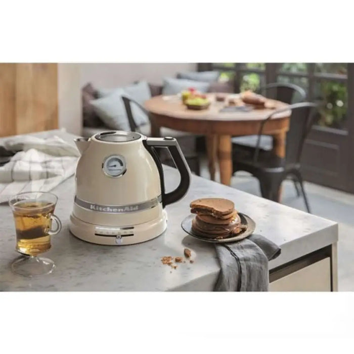 Ел.кана KitchenAid Artisan 5KEK1522EAC 1.5 л Almond Cream