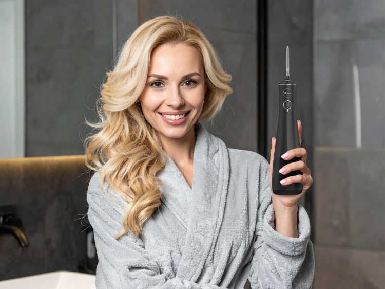 Иригатор ELDOM RY200C черен