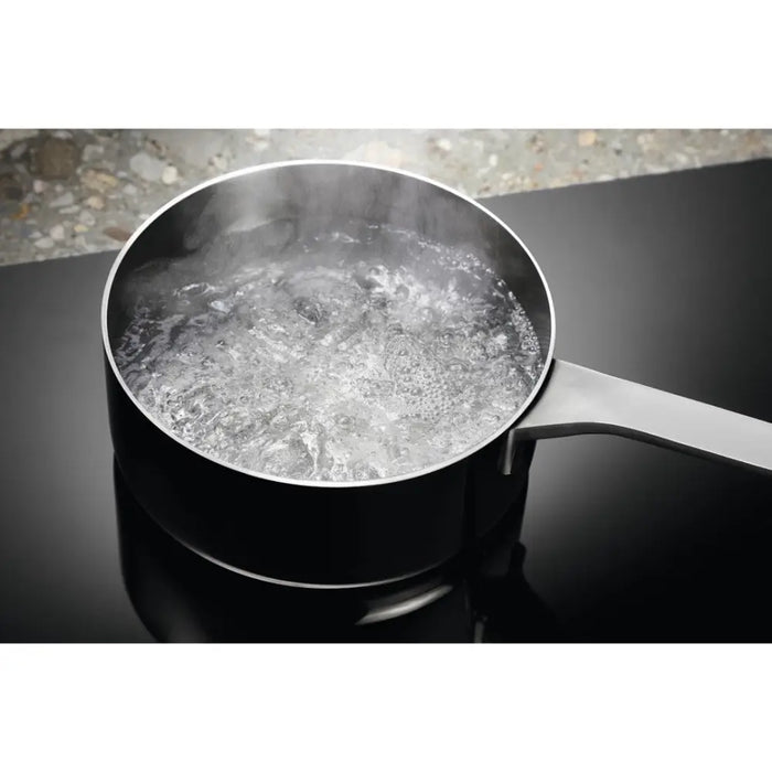 Electrolux EIV734 Черен Зонален индукционен котлон 68 см