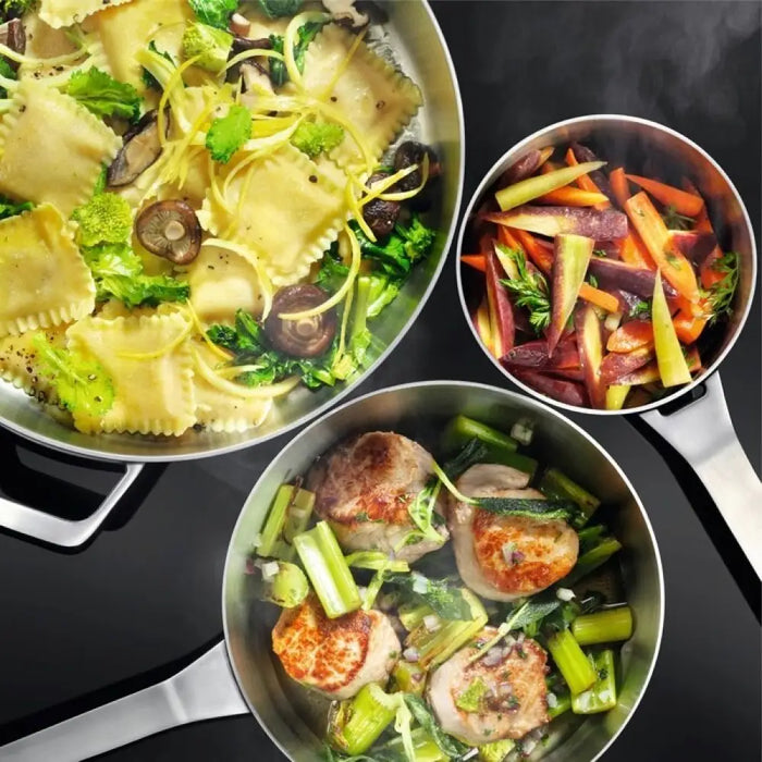 Electrolux EIV835 Черен Зонален индукционен плот