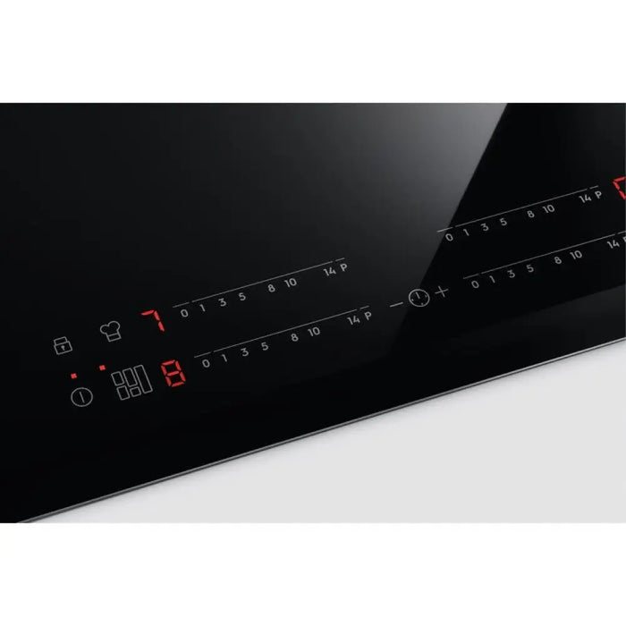 Electrolux EIV835 Черен Зонален индукционен плот