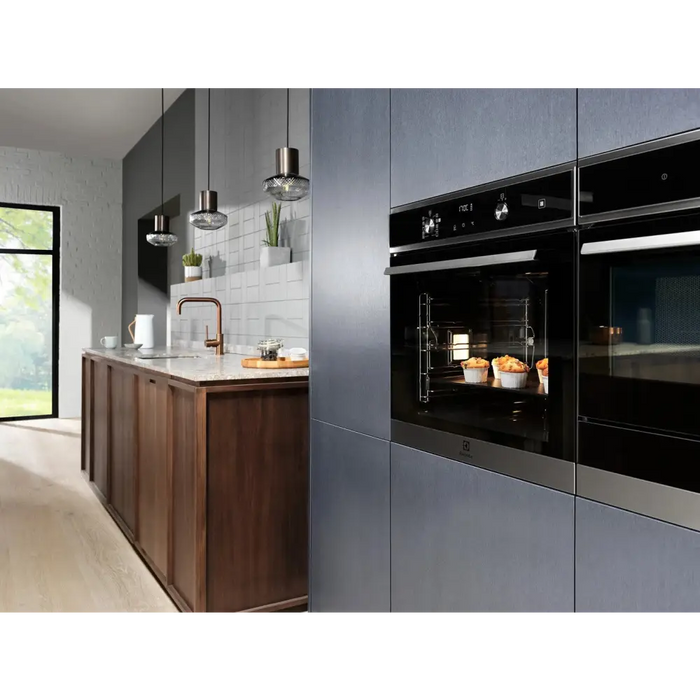 Electrolux EOD6F77WZ SteamBake 600 Catalysis Парна фурна