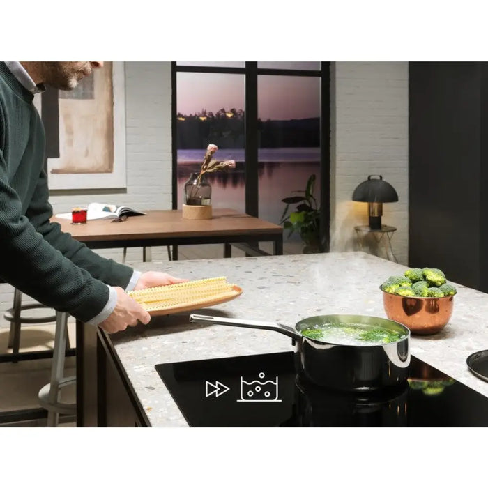 Electrolux LIL61434C Черен Зона за вграждане 59 cm