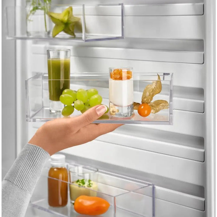 Electrolux LNC7ME32X3 Свободностоящ 330 LE Неръждаема