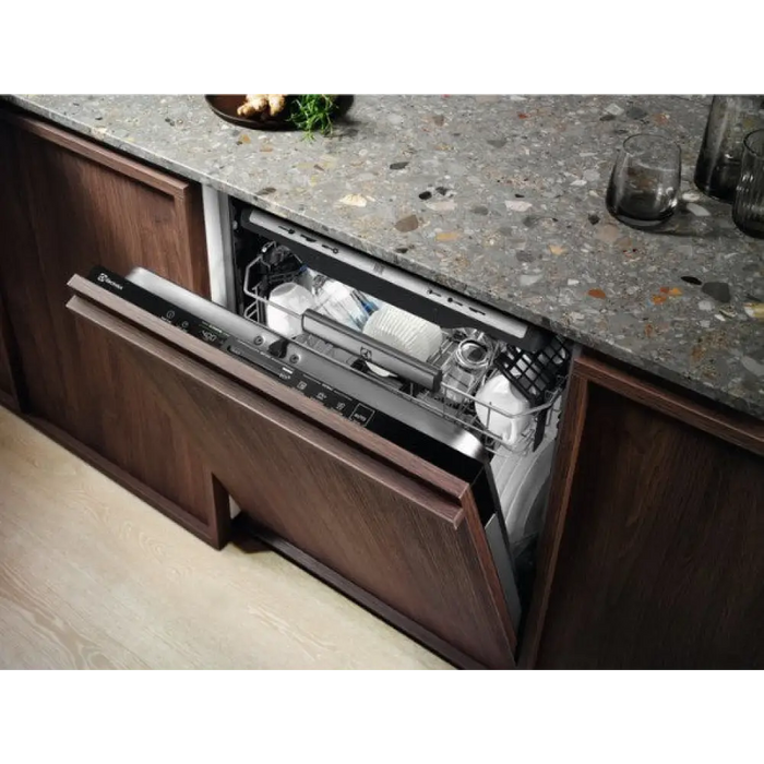 Electrolux Serie 700 EEG68600W Напълно вградена 14