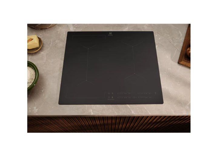 Индукционен котлон ELECTROLUX EIT60433CT