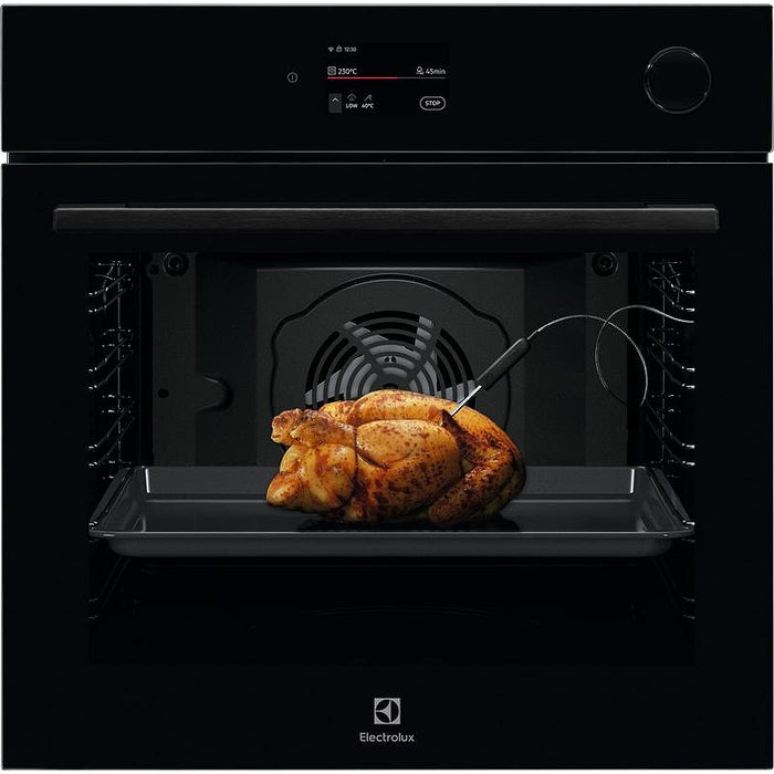 Фурна за вграждане ELECTROLUX LOC9P3XZ, 72 л, SteamCrisp, AI TasteAssist, Пиролиза, А++