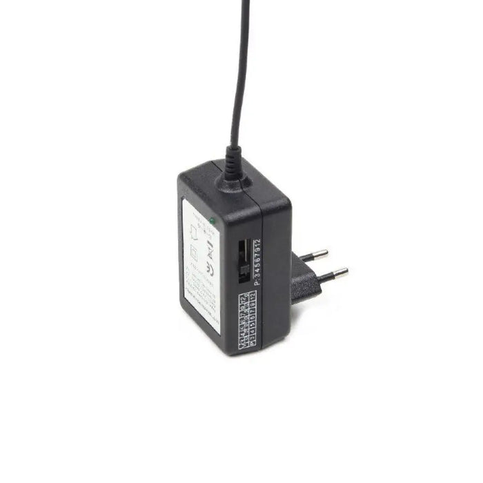 EnerGenie EG-MC-008 Универсален AC-DC адаптер 12 W черен