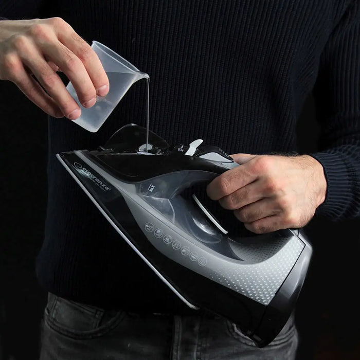 Esperanza EHI011 Парна ютия Керамична гладеща повърхност