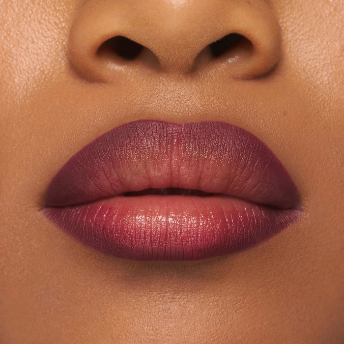 Молив за устни 8h Matte Comfort 19 Burgundy Bestie, 0,3 g