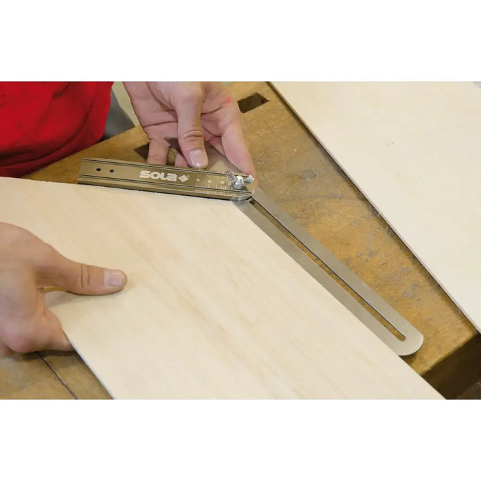 Фалшив ъгломер с градуировка на ъгли SOLA VSTG 300 mm