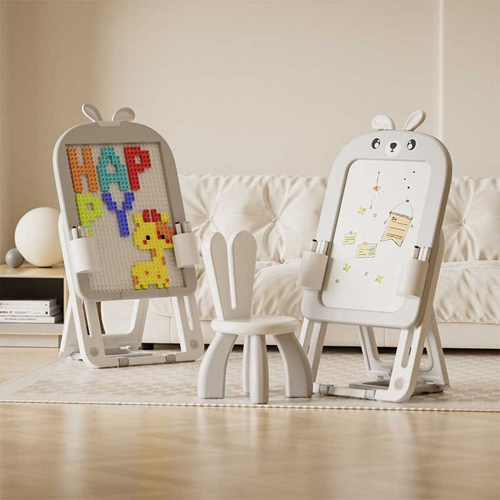 Детска дъска 2 в 1 Feelkids - С конструктор и стол, 60 части, сиво зайче