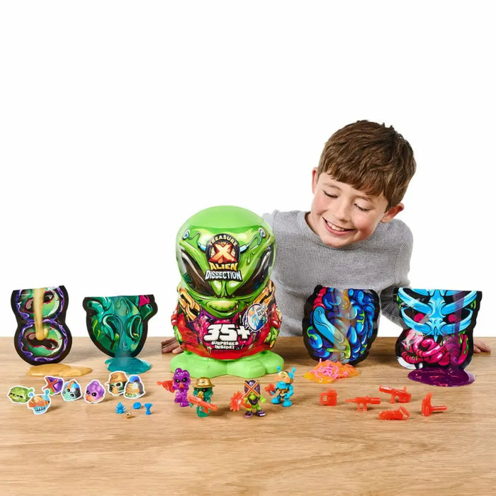 Фигурки на Герои Moose Toys Mega Alien Dissection