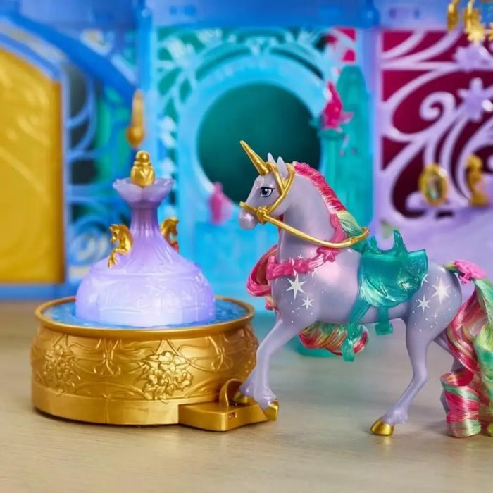 Фигурки на Герои Spin Master Unicorn Academy Еднорог