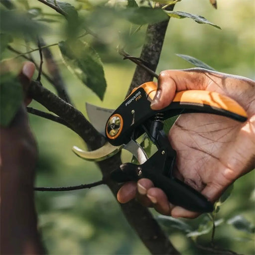 FISKARS НОЖИЦА ЗА НОЖИЦА PLUS P721