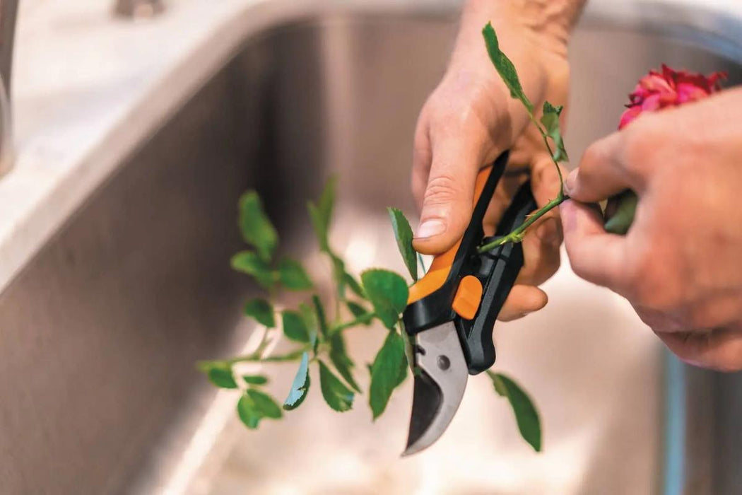 НОЖИЦА ЗА ЦВЕТЯ FISKARS SOLID SP141