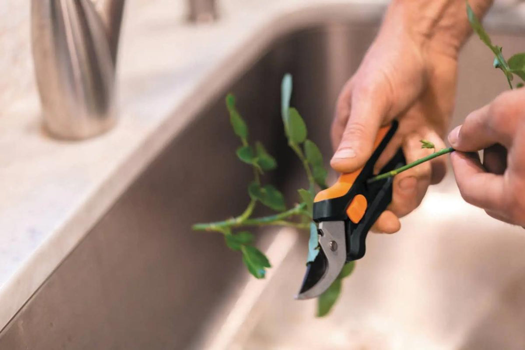 НОЖИЦА ЗА ЦВЕТЯ FISKARS SOLID SP141