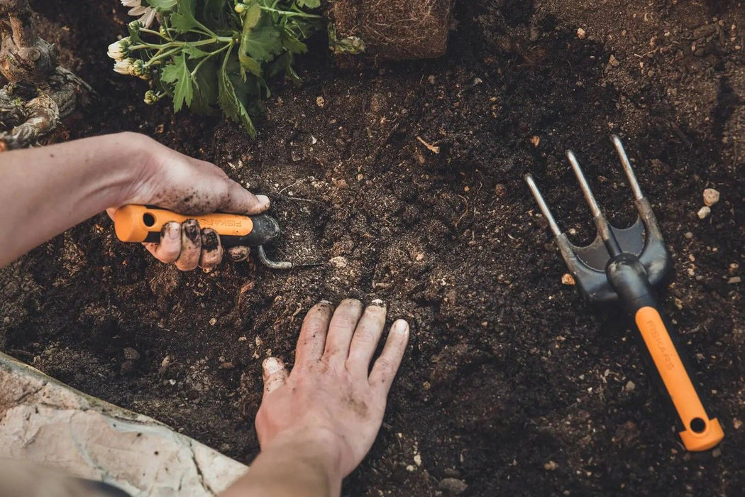 Лопатка за засаждане Fiskars - Premium