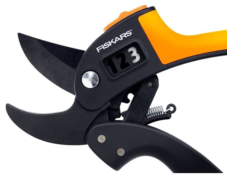 Лозарска ножица Fiskars - PowerStep, P83, наковалня, до 24 mm