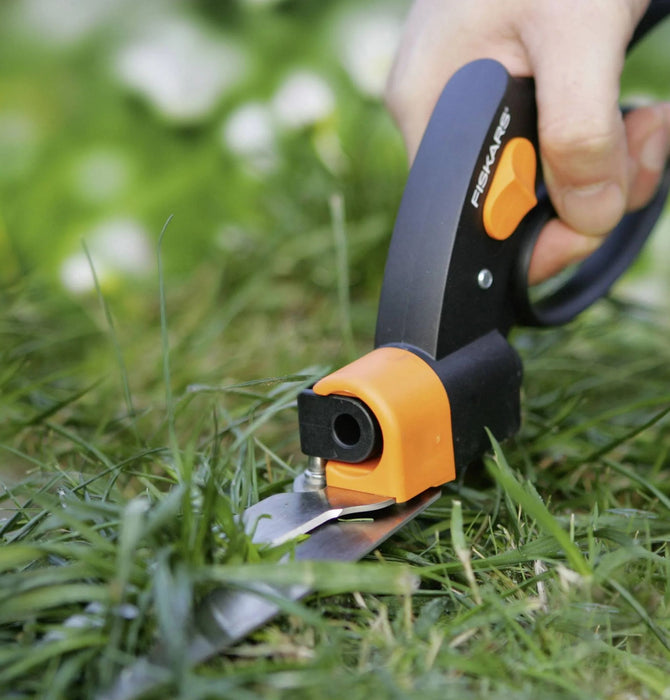 Ножица за трева Fiskars - Servo-System GS42, 34.3 cm