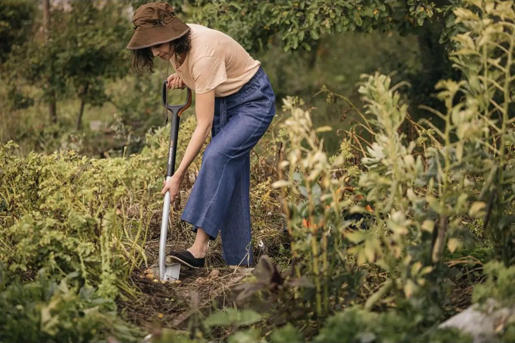Заострена лопата Fiskars - Xact, 120 cm, размер L