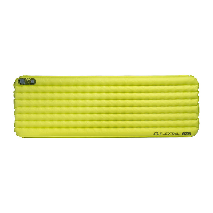Надуваем матрак Flextail Tiny Sleeping Pad R03 AVS Regular (зелен)