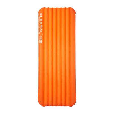 Надуваем матрак Flextail Zero R05 Regular L (оранжев)