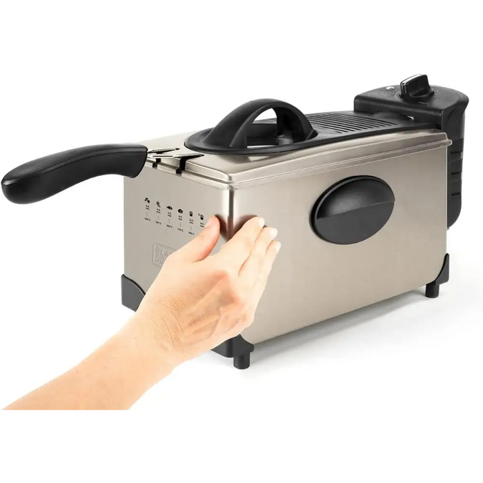 Фритюрник Black + Decker BXDF2100E