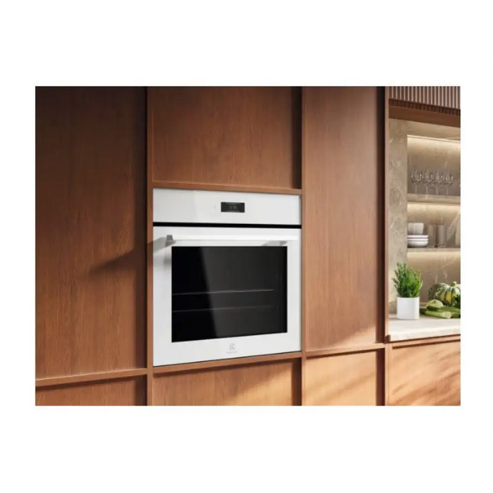Фурна ELECTROLUX LOE8F38V