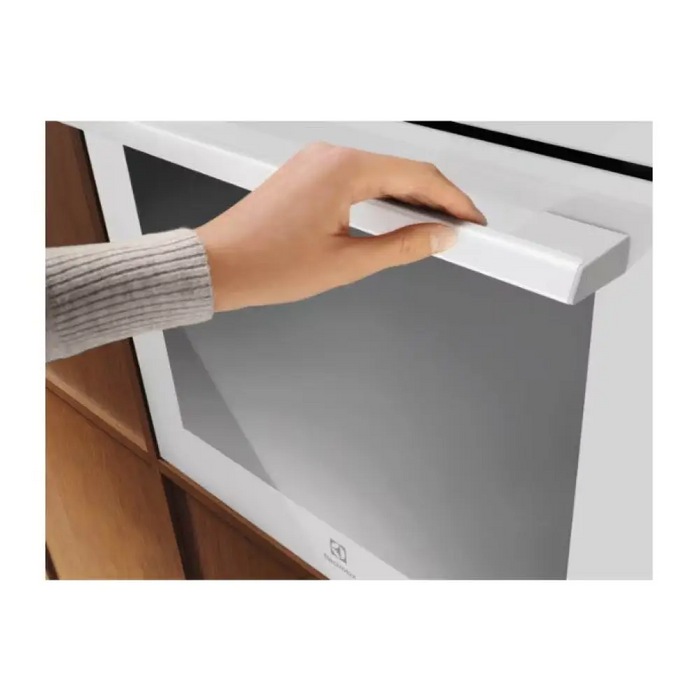 Фурна ELECTROLUX LOE8F38V