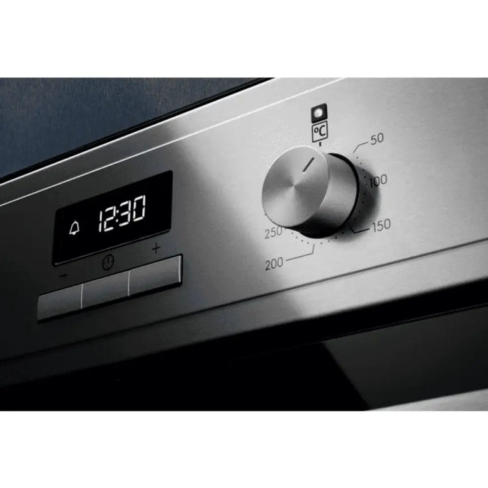 Фурна за вграждане Electrolux EOF3H70X Механично 72 А Водно