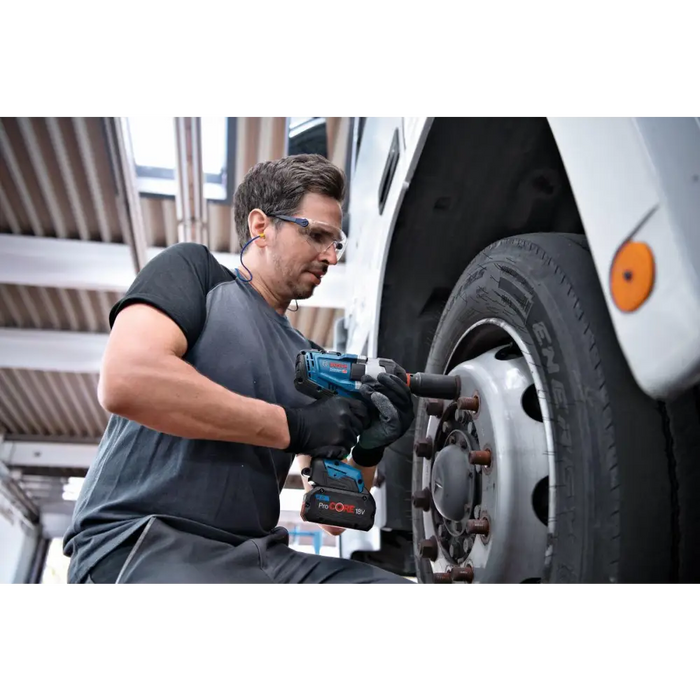 ГАЙКОВЕРТ BOSCH GDS 18V-1000