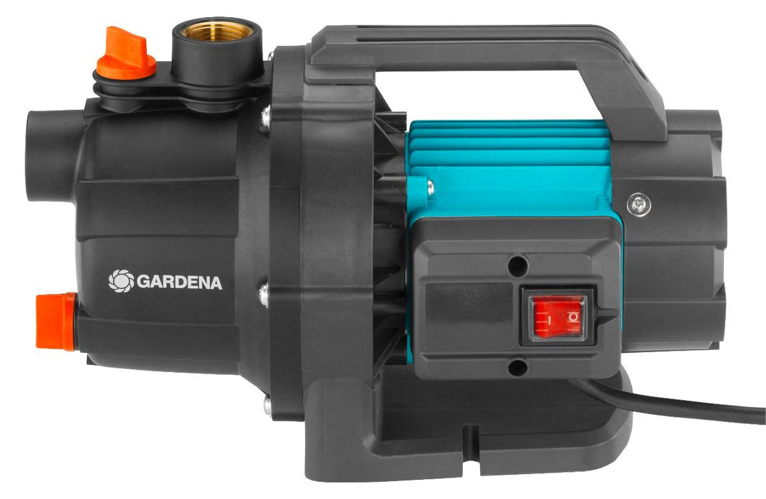 ПОМПА ЗА ПОЛИВАНЕ GARDENA 3000/4