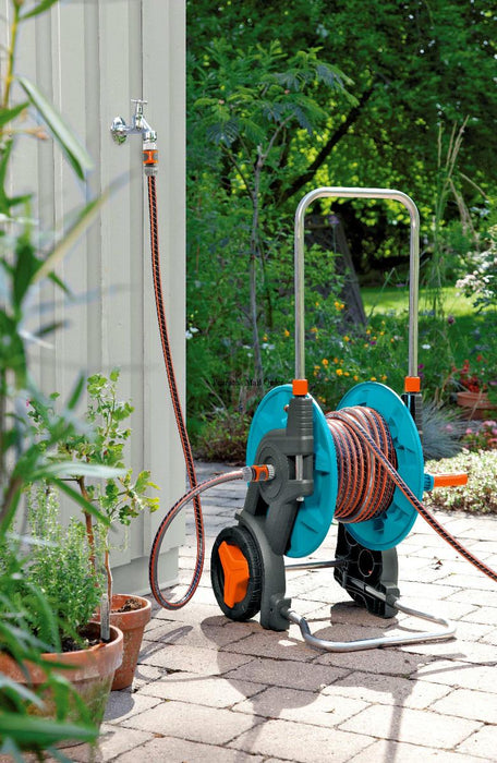 КОЛИЧКА С МАРКУЧ 20М И АКСЕСОАРИ GARDENA