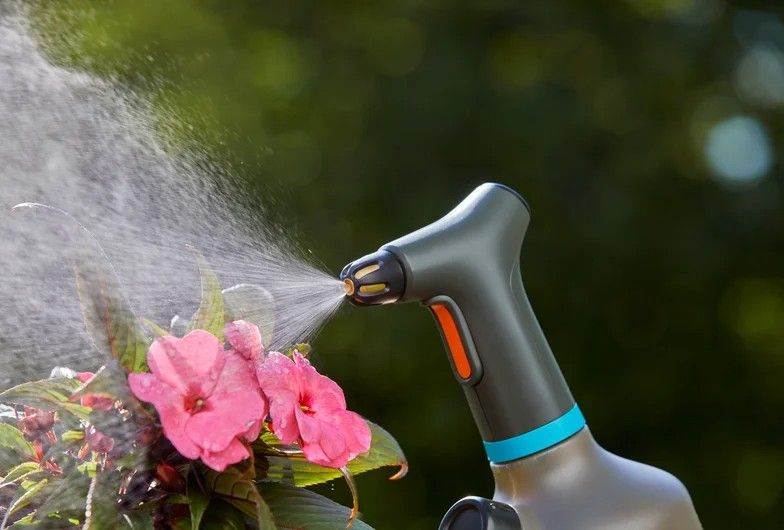 Акумулаторна пръскачка с помпа Gardena - EasyPump, 1 l