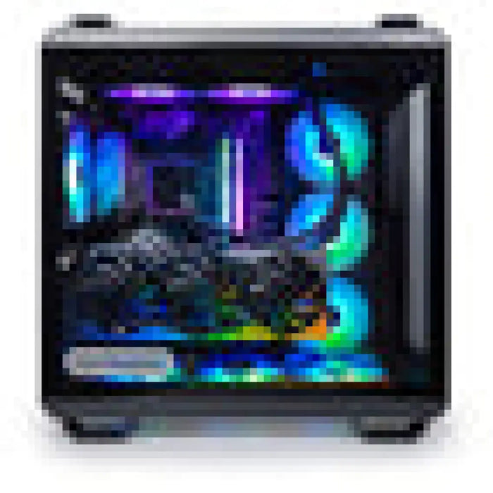 Гейминг настолен компютър с течно охлаждане на процесора