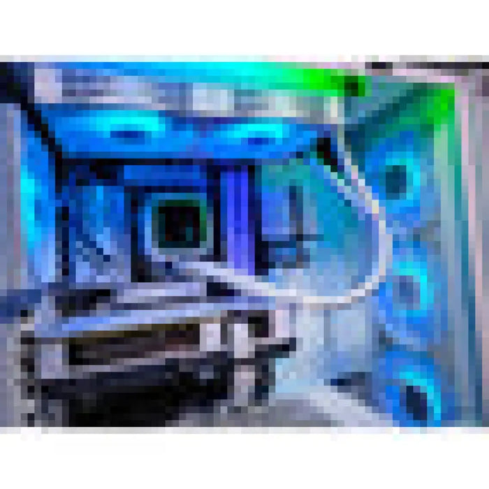 Гейминг настолен компютър с течно охлаждане на процесора