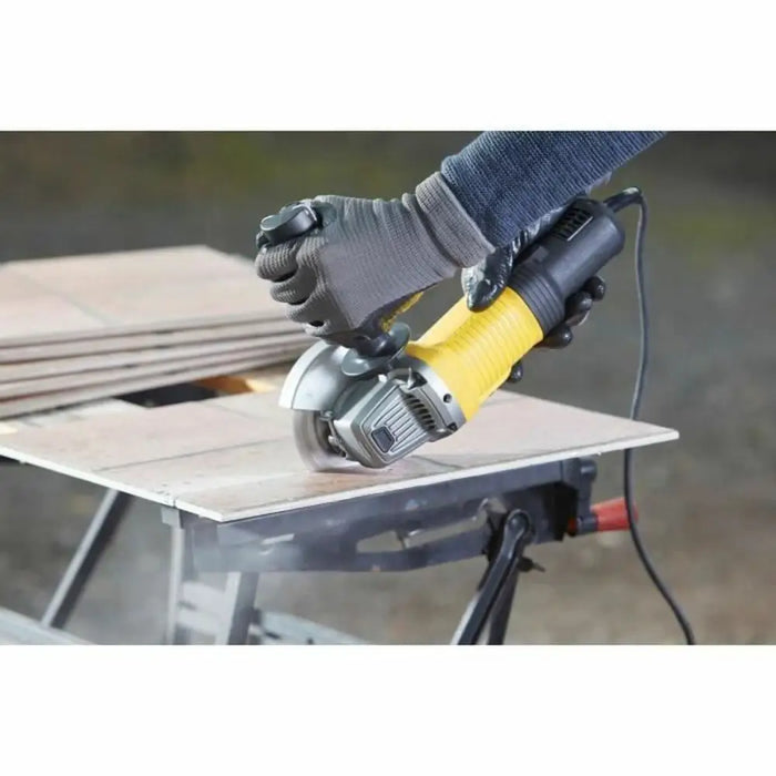 Ъглошлайф Stanley SF-FMEG210