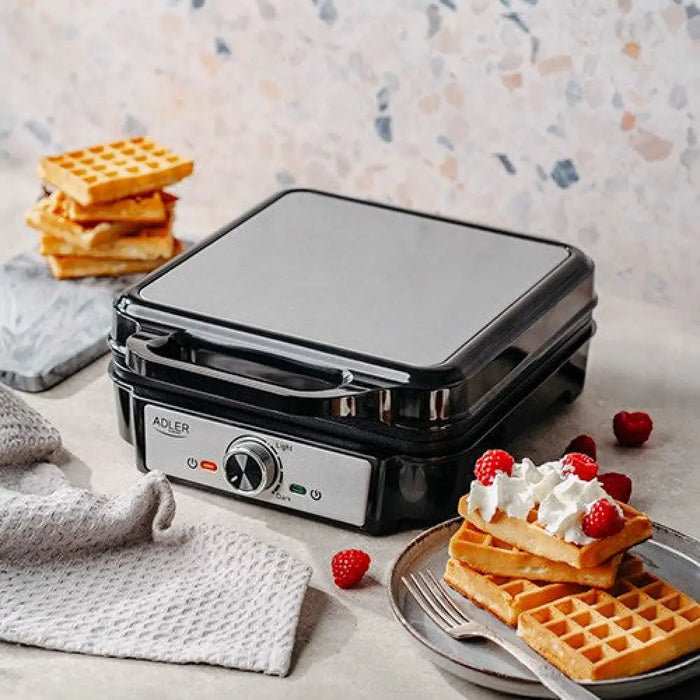 Гофретник Adler AD 3083 4 вафли 1800 W Черен Сребрист