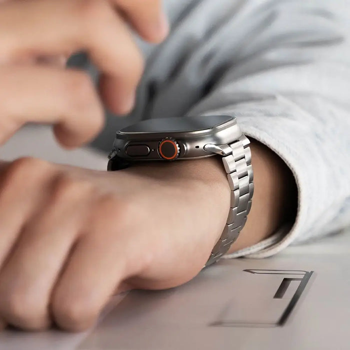Гривна Ringke Metal One Air за Apple Watch 8 / 9 / 10 / 11