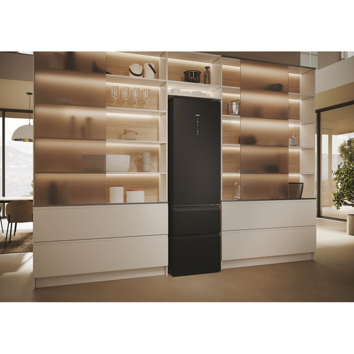 Хладилник с долен фризер HAIER HTW 5620 DNPT 205.00 см