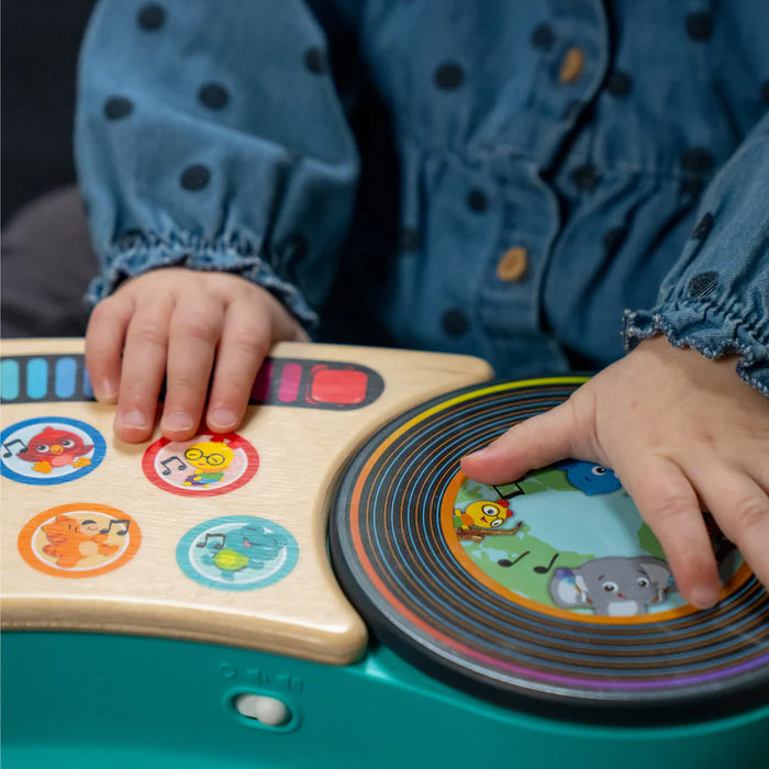 Сензорна музикална играчка HaPe International - Baby Einstain, грамофон