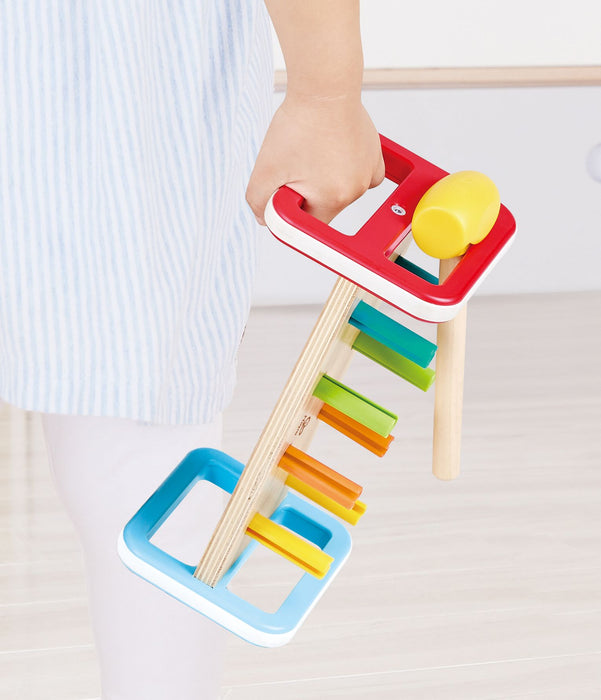 Дървена играчка с чукче Hape - Дъга