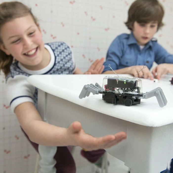 Игра от Пластелин Hape Сребрист